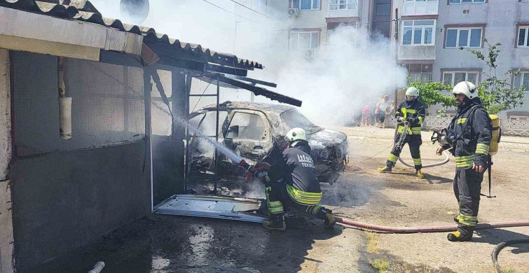 Tekirdağ'da otomobil yangını garajı da vurdu