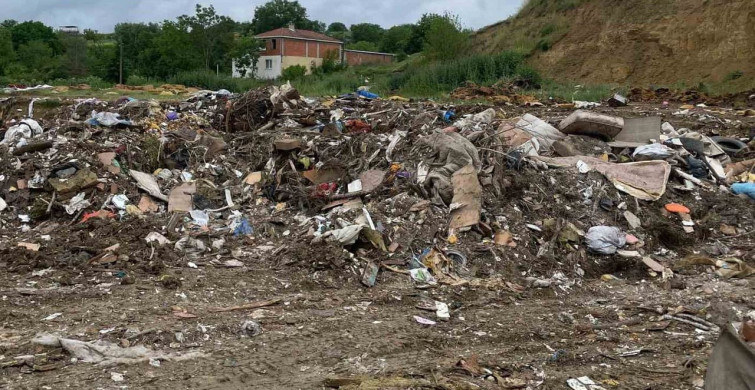 Tekirdağ'da Vahşi Depolama İddiaları Gündemde