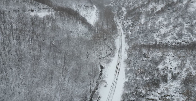Tekirdağ'ın Ormanları Karla Kaplandı