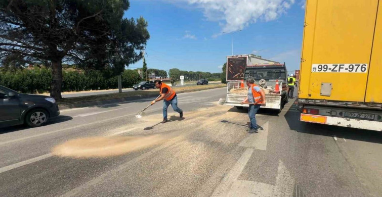 Tekkeköy'de trafik kazası sonrası yol tek şeride düştü