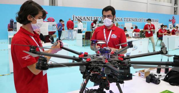 TEKNOFEST’te İki Kardeş Mayınları Bulup İmha Eden Drone Tanıttı