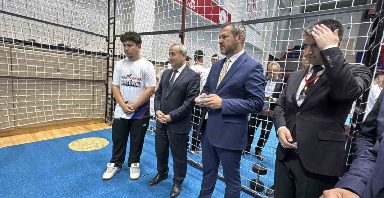 TeknoKarabük festivalinde öğrencilerin teknolojik projeleri sergilendi
