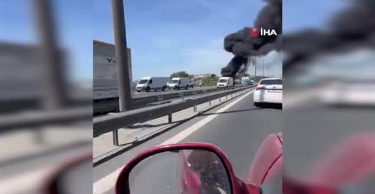 Tem otoyolunda seyir halindeki araç alev aldı