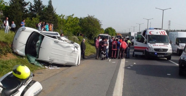 TEM Otoyolunda Zincirleme Kaza: 1 Yaralı