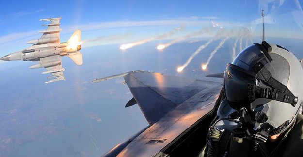 Terör Örgütü PKK'ya Büyük Darbe, Mevzileri Darmaduman Edildi