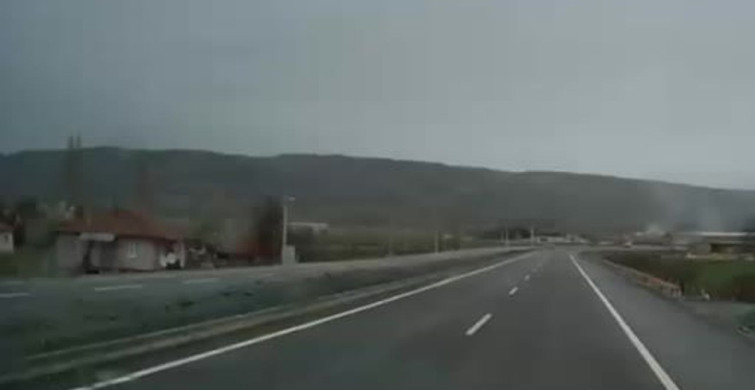 Ters Yönlü Kamyonetle Tehlikeli Yolculuk