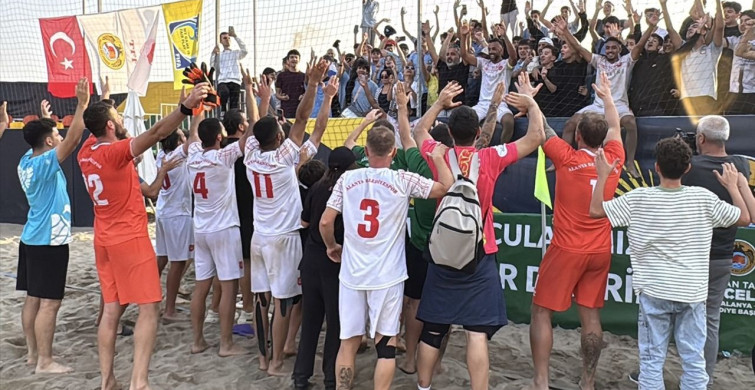 TFF Plaj Futbol Ligi Süper Finalleri: City Line Alanya Belediyespor Şampiyon Oldu