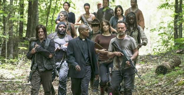 The Walking Dead Yönetmeni Sezon Finali Hakkında Konuştu