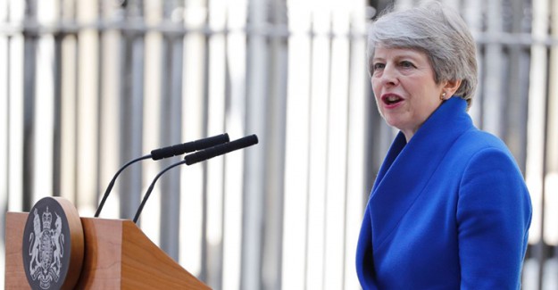Theresa May "O zaman İngiltere Parlak Bir Geleceğe Gidebilir."