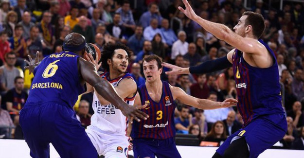 THY Avrupa Ligi Play Off: Barcelona Lassa 82-72 Anadolu Efes (Maç Sonucu)