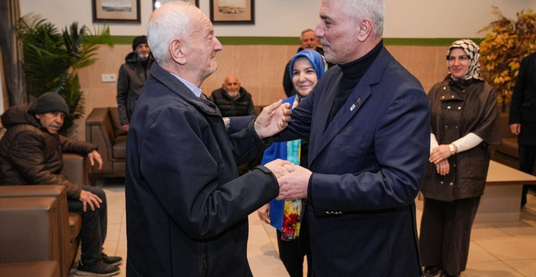 Ticaret Bakanı Ömer Bolat Darülaceze'yi Ziyaret Etti