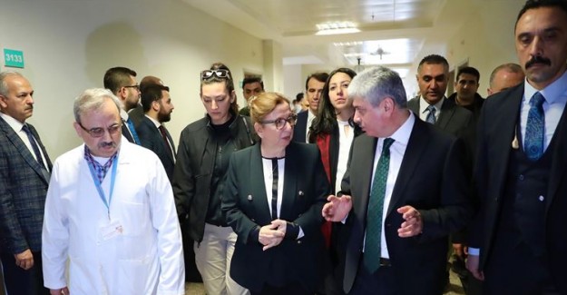 Ticaret Bakanı Ruhsar Pekcan'dan Yaralı Askerlere Ziyaret