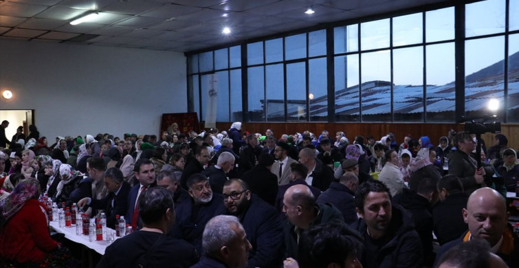 TİKA, Bulgaristan'da 800 Kişilik İftar Sofrası Kurdu