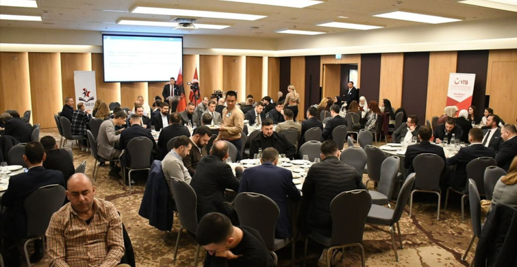 Tiran'da İftar Buluşması