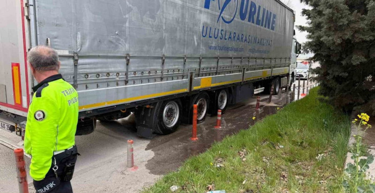 Tırda Yangın Tehlikesi Uzaklaştırıldı