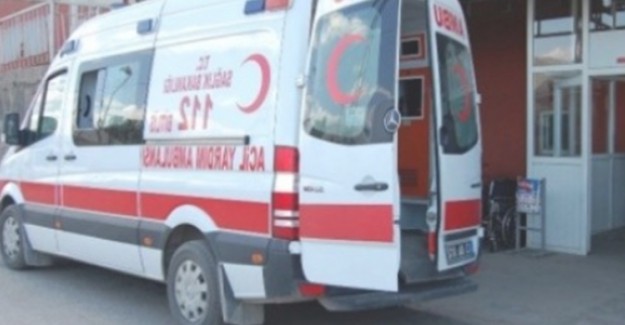 Tırla Hafif Ticari Araç Çarpıştı! 1 Kişi Yaşamını Yitirdi