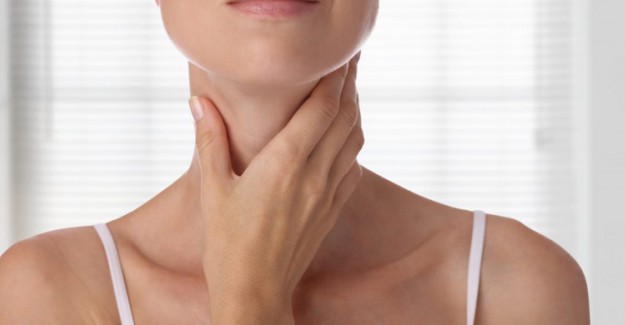 Tiroit Nedir? Belirtileri Nelerdir?