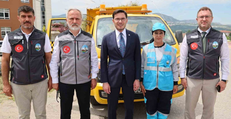 Tokat Belediyesi'nde İlk Kadın Çöp Taksi Sürücüsü Göreve Başladı