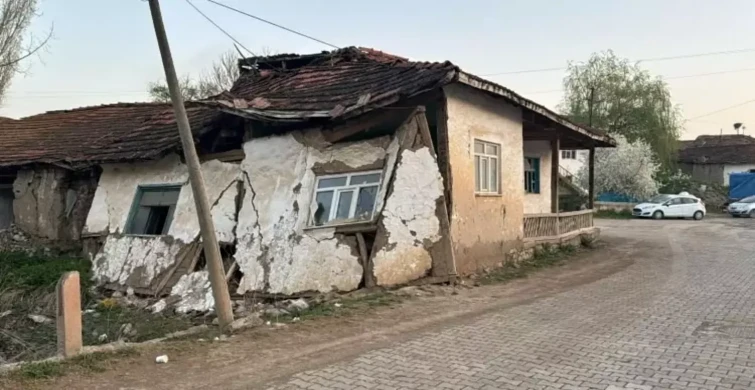 Tokat'ta 5,6 büyüklüğündeki depremin yıkıcı etkisi: Hasarın boyutu gün ağarınca ortaya çıktı