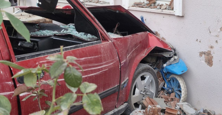 Tokat'ta Elektrikli Bisiklet ile Otomobil Arasında Kaza