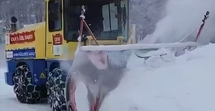 Tokat’ta Karda Mahsur Kalan Minibüstekiler Kurtarıldı