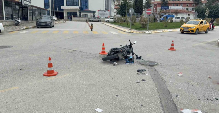 Tokat'ta Motosiklet ile Otomobil Çarpıştı: İki Kişi Ağır Yaralandı