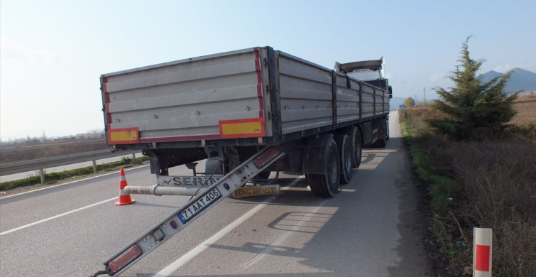 Tokat'ta Otomobil ile Tır Çarpıştı: 2 Yaralı