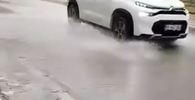Tokat'ta Sağanak Yağış Hayatı Olumsuz Etkiledi
