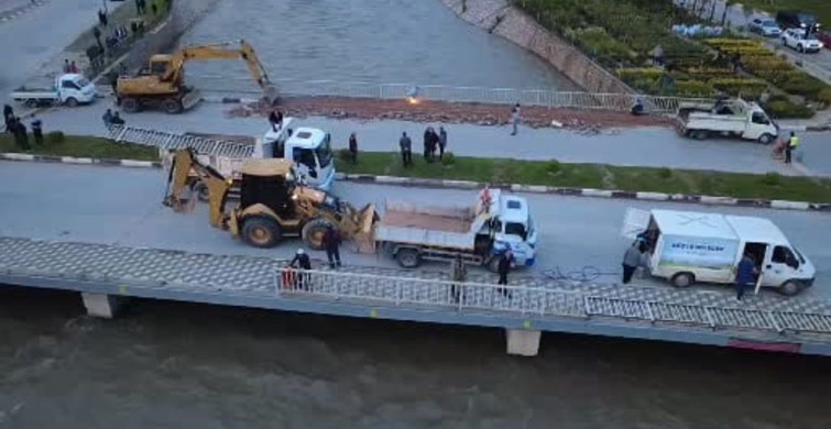 Tokat'ta Sel Riski Nedeniyle Çedaş Köprüsü Yıkılıyor