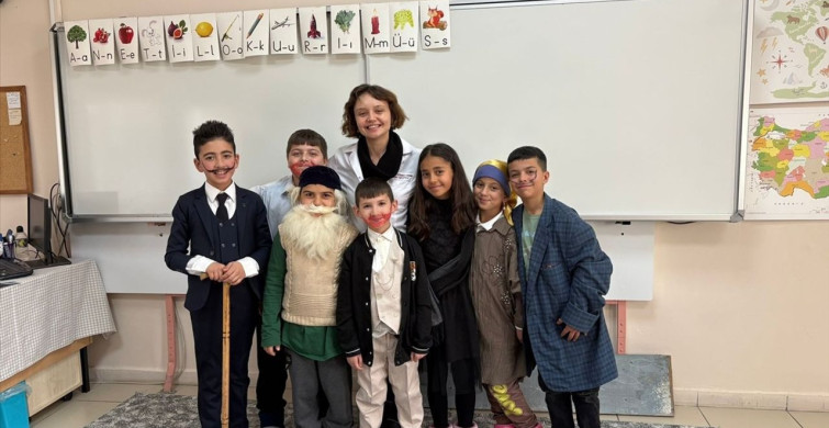 Tokat'taki Öğrenciler Ünlü Ressamları Canlandırdı