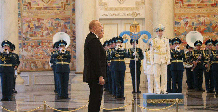 Tokayev ve Aliyev, Orta Koridor Geliştirme Projesi'ni Gözden Geçirdi Tokayev ve Aliyev, Orta Koridor Geliştirme Projesi'ni Gözden Geçirdi