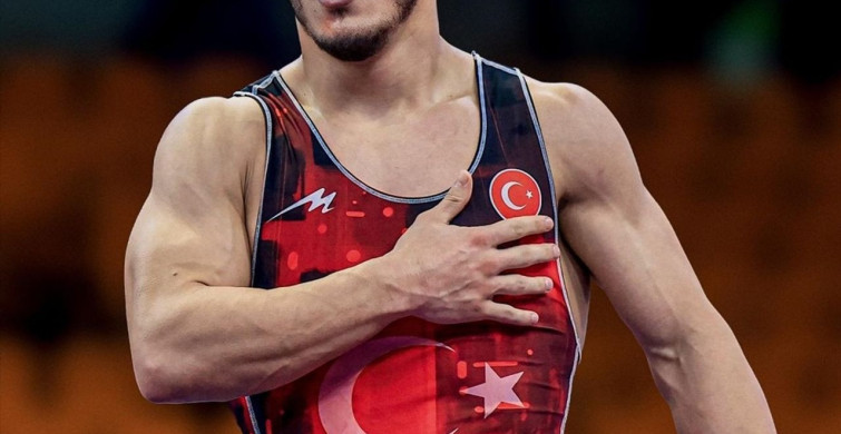 Tolga Özbek'den Bronz Madalya Başarısı Tolga Özbek'den Bronz Madalya Başarısı