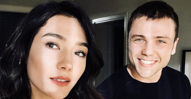 Tolga Sarıtaş ve Aybüke Pusat'tan Veda Pozu
