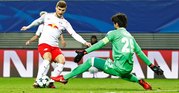 Tolga Zengin İtalya Yolcusu!