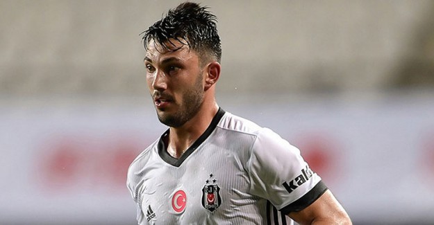 Tolgay Arslan’dan Akhisarspor Paylaşımı!