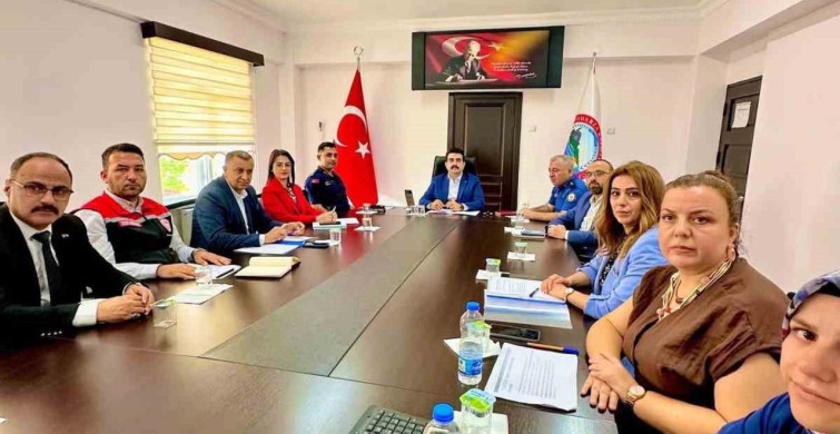 Tomarza’da bağımlılıkla mücadele kurul toplantısı yapıldı