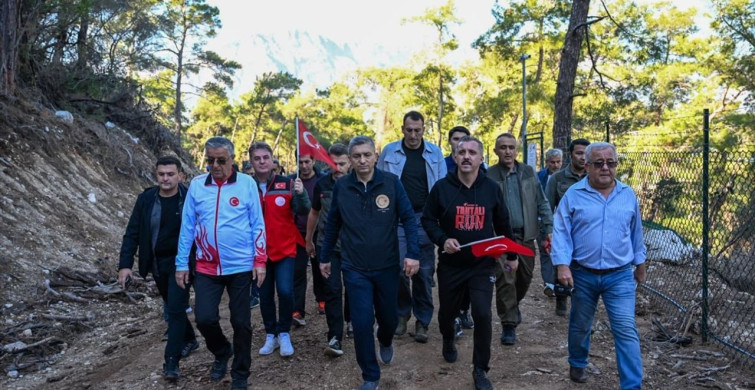 Topçu Yüzbaşı Mustafa Ertuğrul Aker Kemer'de Anıldı