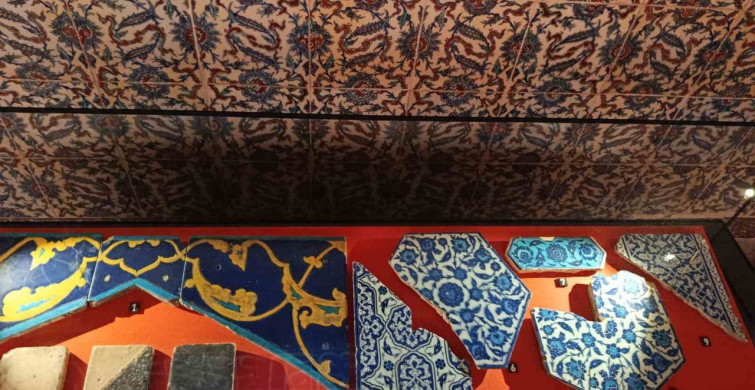 Topkapı Sarayı gece turlarıyla ziyaretçilerine kapılarını açtı