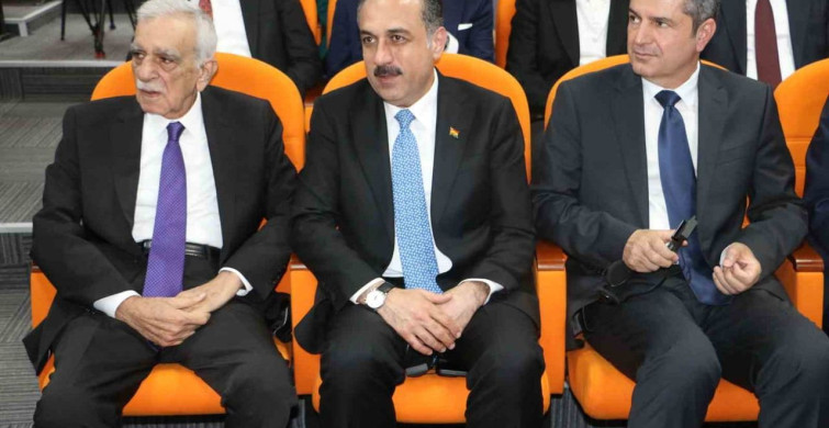 Toplumsal Barış ve Özgürlük Forumu Diyarbakır'da Başladı
