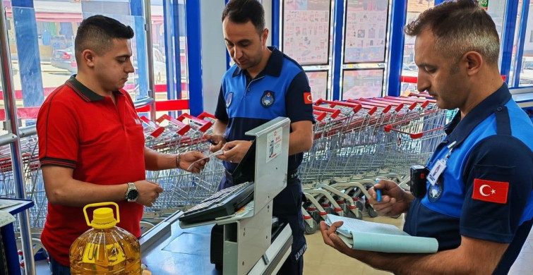 Tosya'da zabıta ekipleri marketlerde denetim gerçekleştirdi