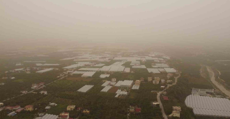 Toz Fırtınası Mersin'i Kızıla Bürüdü