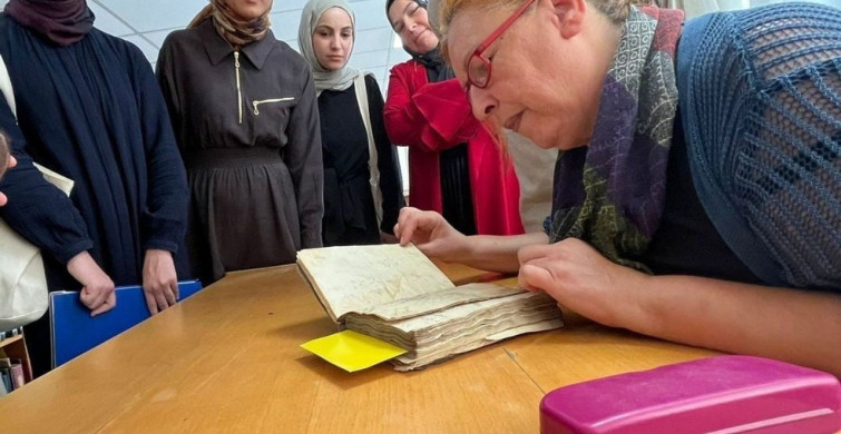Tozlu raflardan dijital dünyaya: 600 yıllık miras Ege'de koruma altında