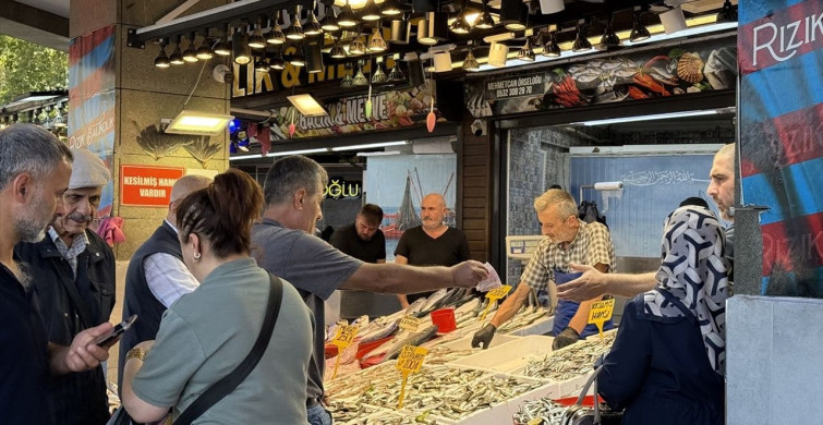 Trabzon Balık Tezgahlarında İstavrit Alıcı Buluyor