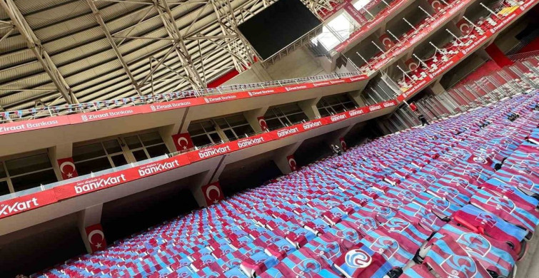 Trabzon Büyükşehir Belediyesi Antalya Stadyumu’nu Bordo-Mavi Bayraklarla Donattı