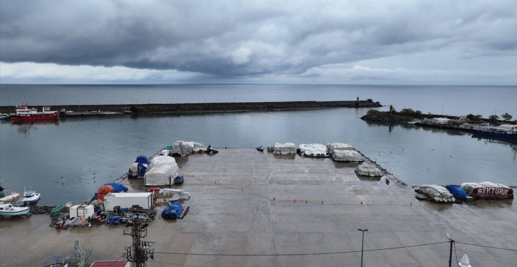 Trabzon'da Balıkçılar Tarafından İnsansız Deniz Aracı Bulundu