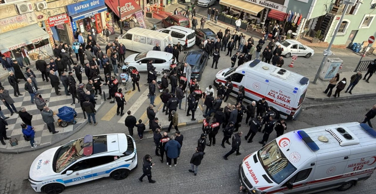 Trabzon'da Bıçaklı Kavga: 8 Yaralı