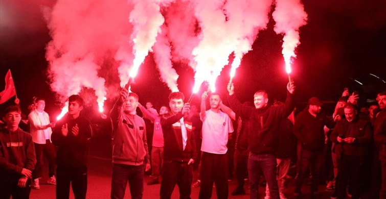 Trabzon'da Coşku: Avrupa Boks Şampiyonları Karşılandı