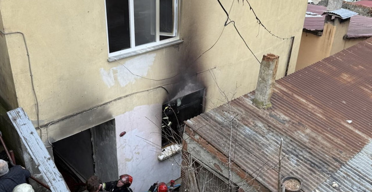 Trabzon'da Ev Yangını: 3 Kişi Hastaneye Kaldırıldı