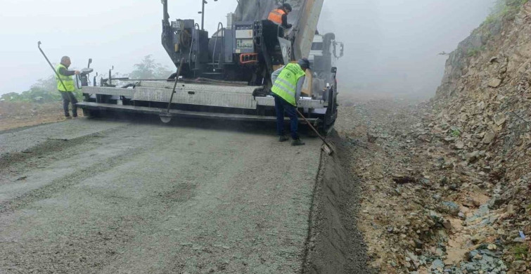 Trabzon'da Yayla Yollarına Hız Verildi