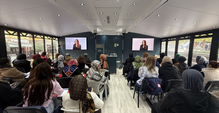 Trabzon'da Yükselen Kadınlar Girişimcilik Eğitim Tırı